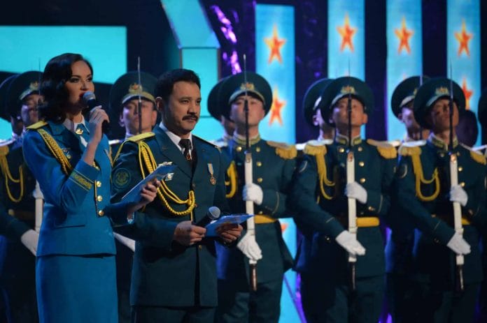 Концерт военных