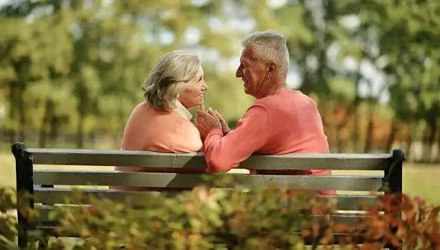 Бабушка и дедушка