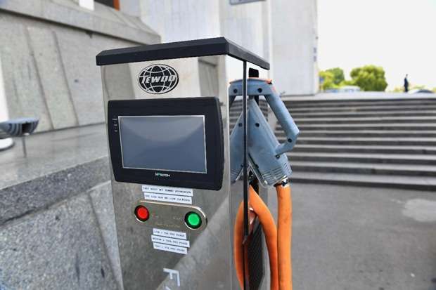 В Алматы начали тестировать немецкие электроавтобусы Eurabus 2 Заправка электрокаров