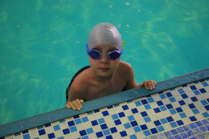 Плавание, дети