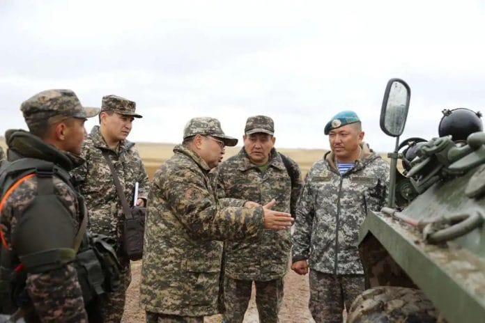 Сакен Жасузаков