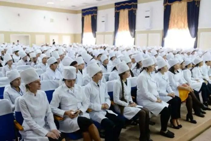 Врач, доктор