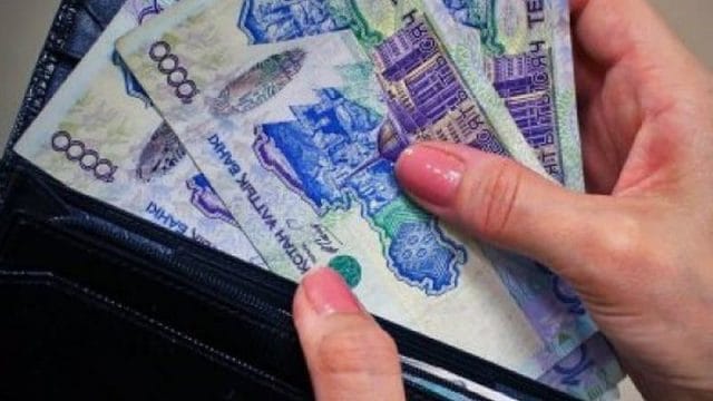 В 14 школах Костанайской области сотрудники не получили выплаты из-за чиновников