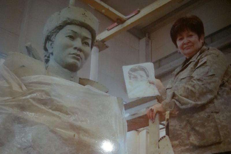 Маншук Маметова