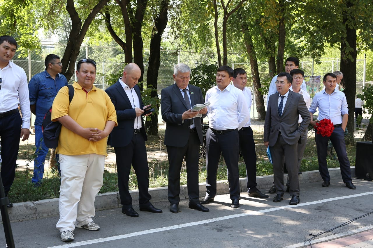 Почтили память Дениса Тена