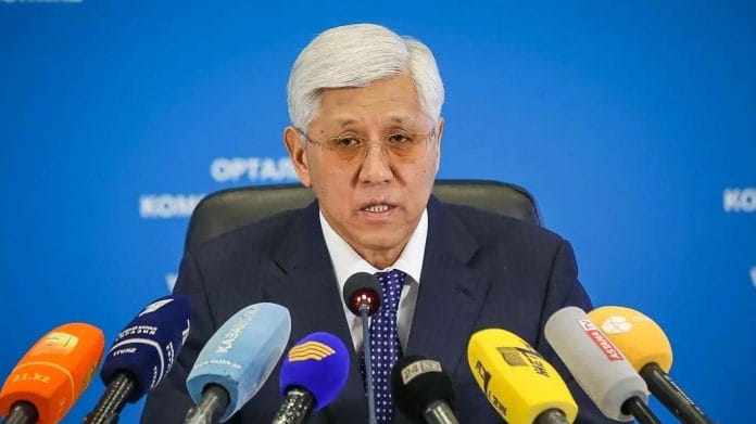 Амандык Баталов