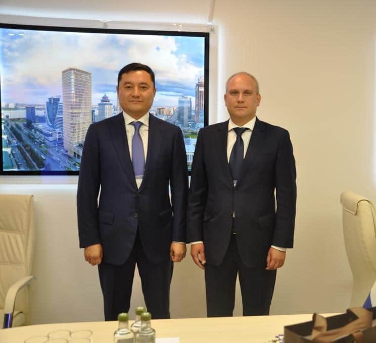 Адильбек Сарсембаев, Олег Рязанцев