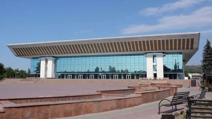 Дворец республики