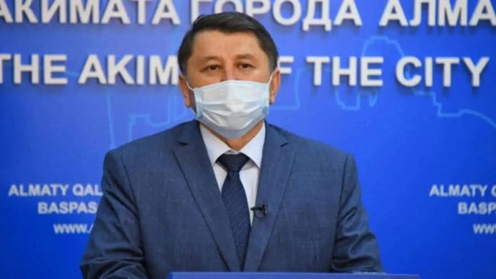 Жандарбек Бекшин, Алматы