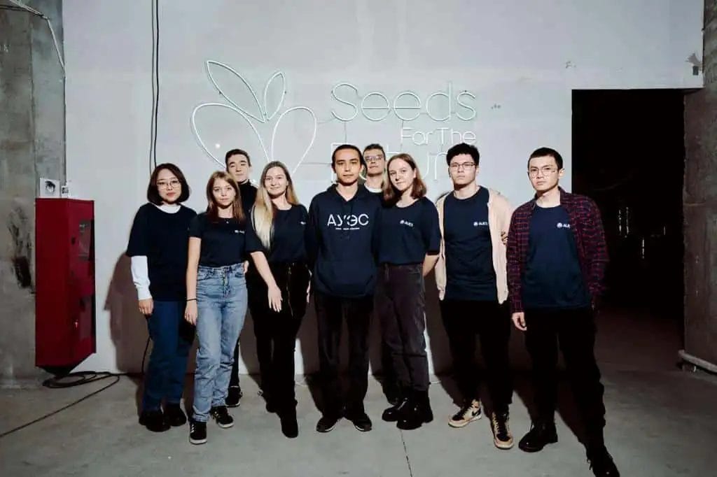 30 казахстанских студентов начали обучение по глобальной программе Huawei «Seeds for the Future 2022»