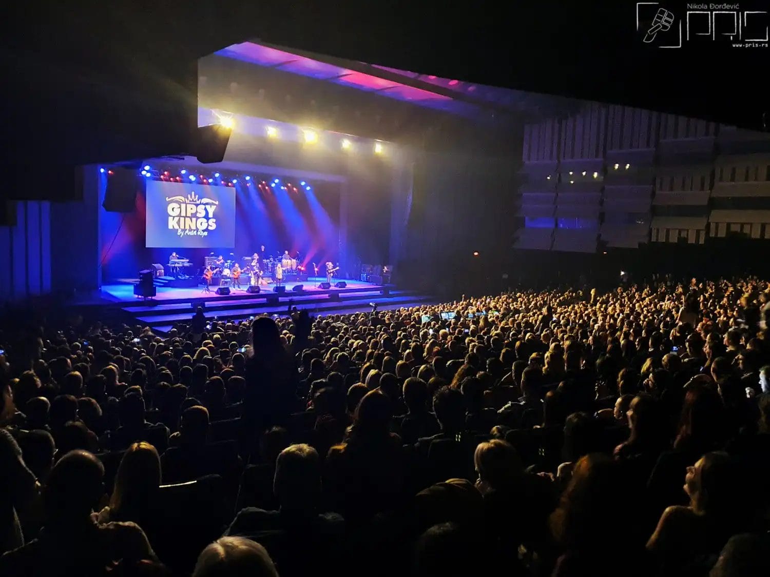В Алматы пройдет большой концерт знаменитой группы "Gipsy Kings" 2 Группа «Gipsy Kings»