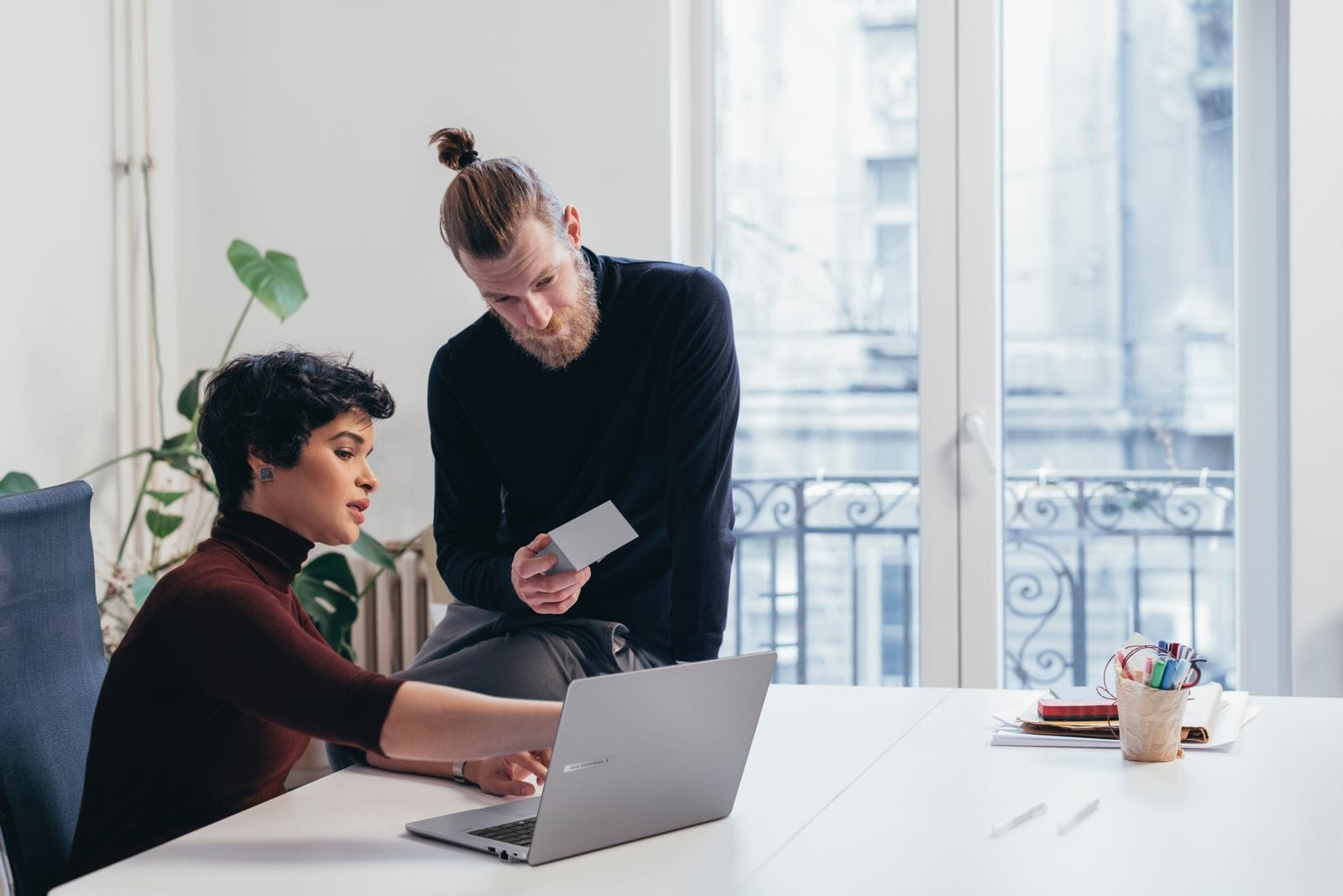 Технологии искусственного интеллекта для бизнеса: ASUS представляет серию коммерческих ноутбуков ExpertBook P на выставке IFA 2024 1 Технологии искусственного интеллекта для бизнеса: ASUS представляет серию коммерческих ноутбуков ExpertBook P на выставке IFA 2024