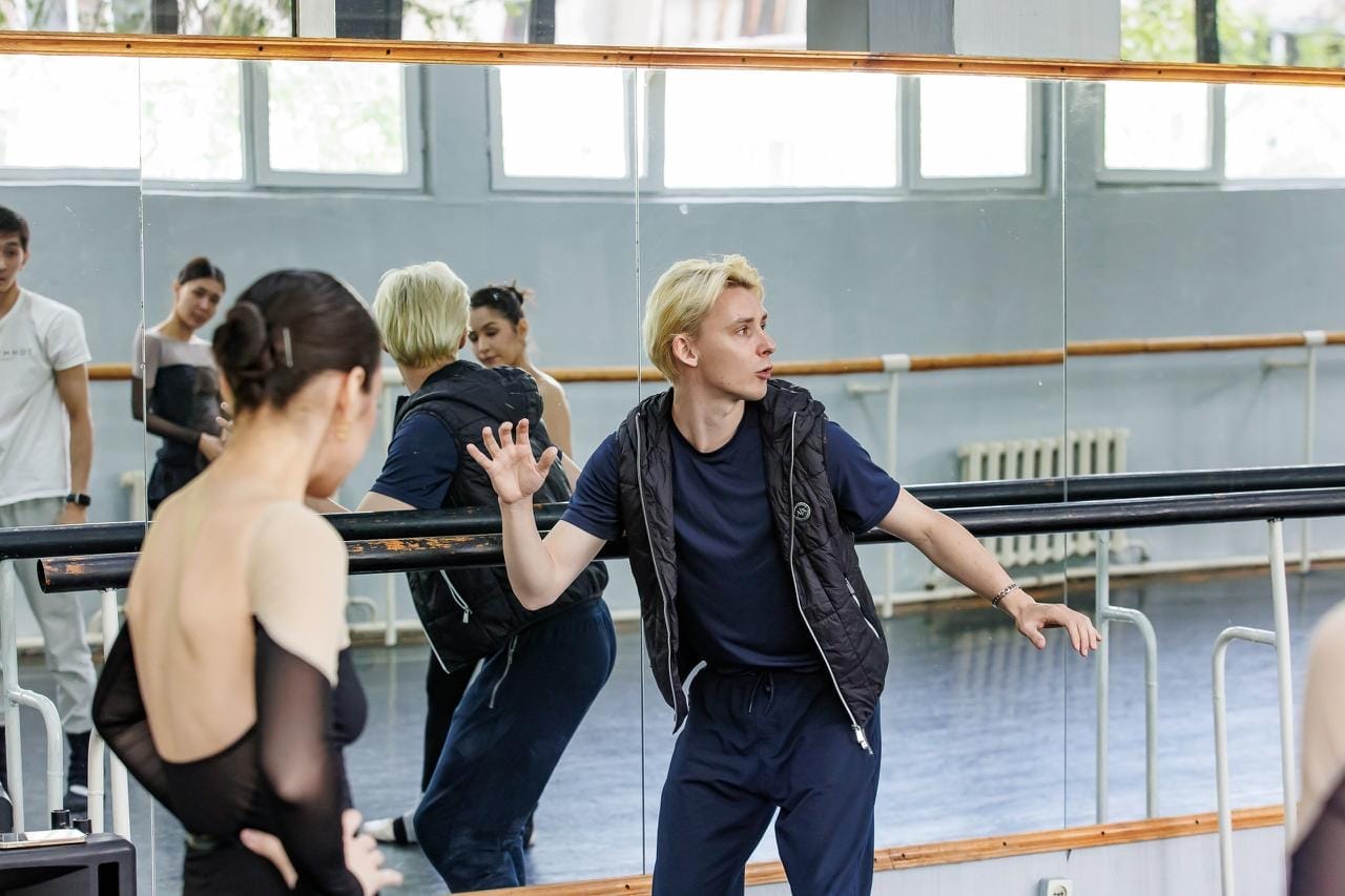 В Алматы состоится премьера одноактного современного балета «О чем молчит балет» 1 В Алматы состоится премьера одноактного современного балета «О чем молчит балет»