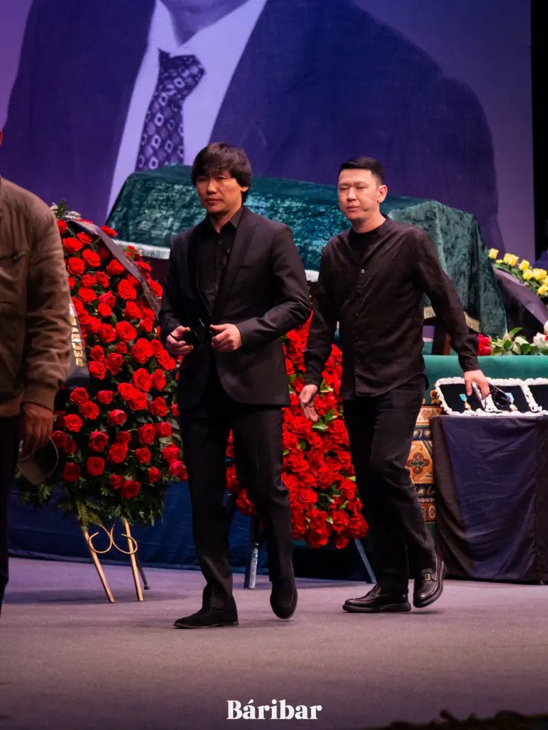 Фоторепортаж. В Алматы простились с Мухтаром Шахановым