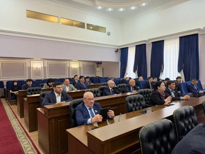 В ЗКО обсудили строительство школы на 1500 мест и развитие инфраструктуры 1 ЗКО